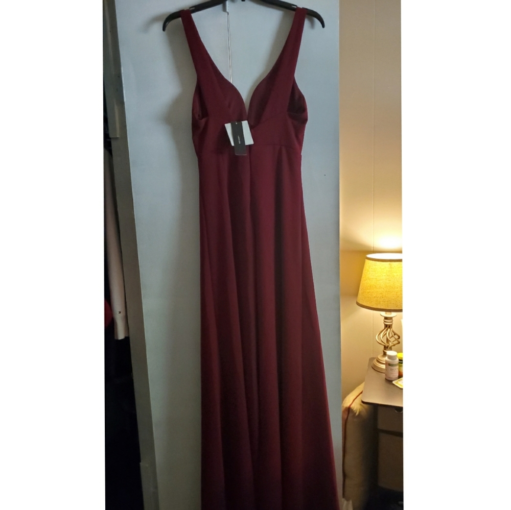 Lulu's Dress - Picture 4 of 5